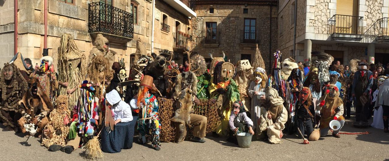 Fiestas de Invierno. Domingo de Carnaval: Carnavaladas y Corrida del Gallo. Marzas 2017