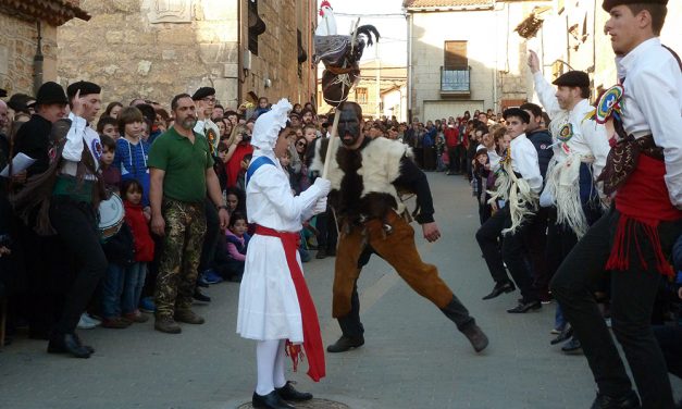 Fiestas de Invierno. Domingo de Carnaval: Carnavaladas y Corrida del Gallo. Marzas 2017