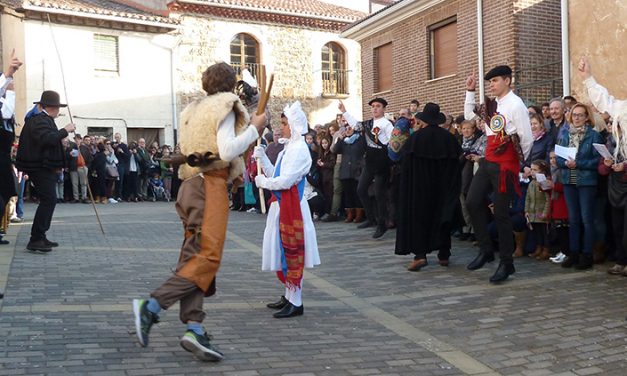 Fiestas de Invierno. Domingo de Carnaval: Carnavaladas y Corrida del Gallo. Marzas 2017