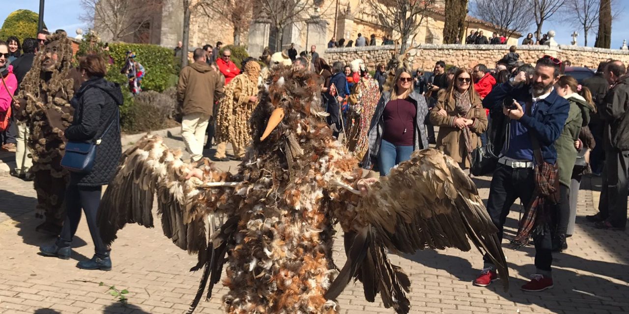 Fiestas de Invierno. Domingo de Carnaval: Carnavaladas y Corrida del Gallo. Marzas 2017